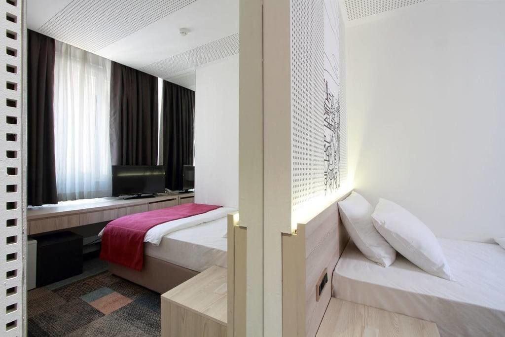 Cosmopolit Hotel 3*