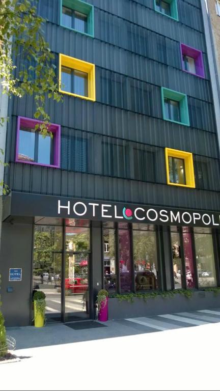 Hotel Cosmopolit 3*